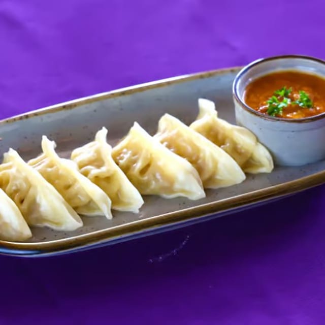 Veggie Momo.